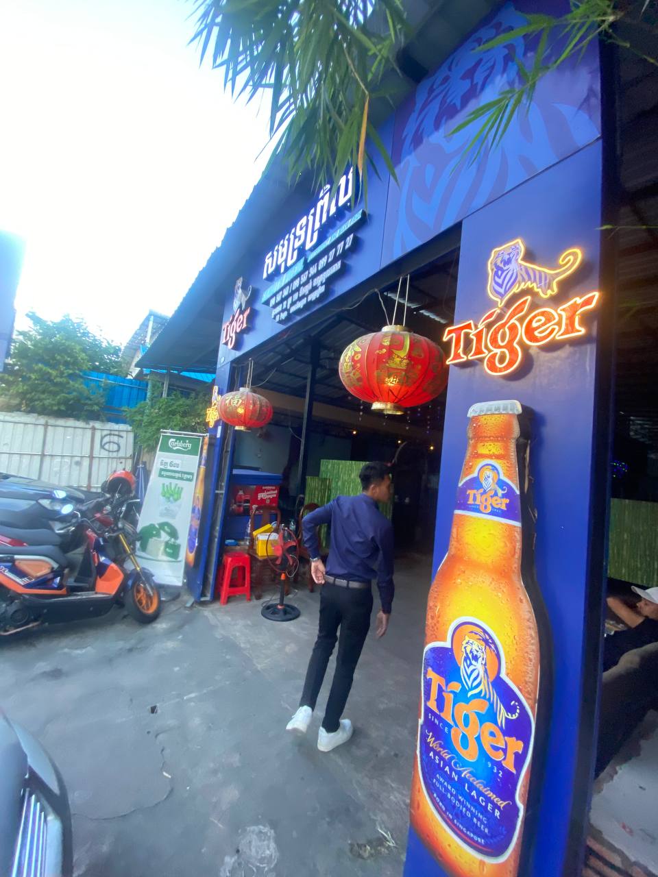 HoReCa distribution highlighting DMP products by Da Houg Heng Enterprise (Image 121)